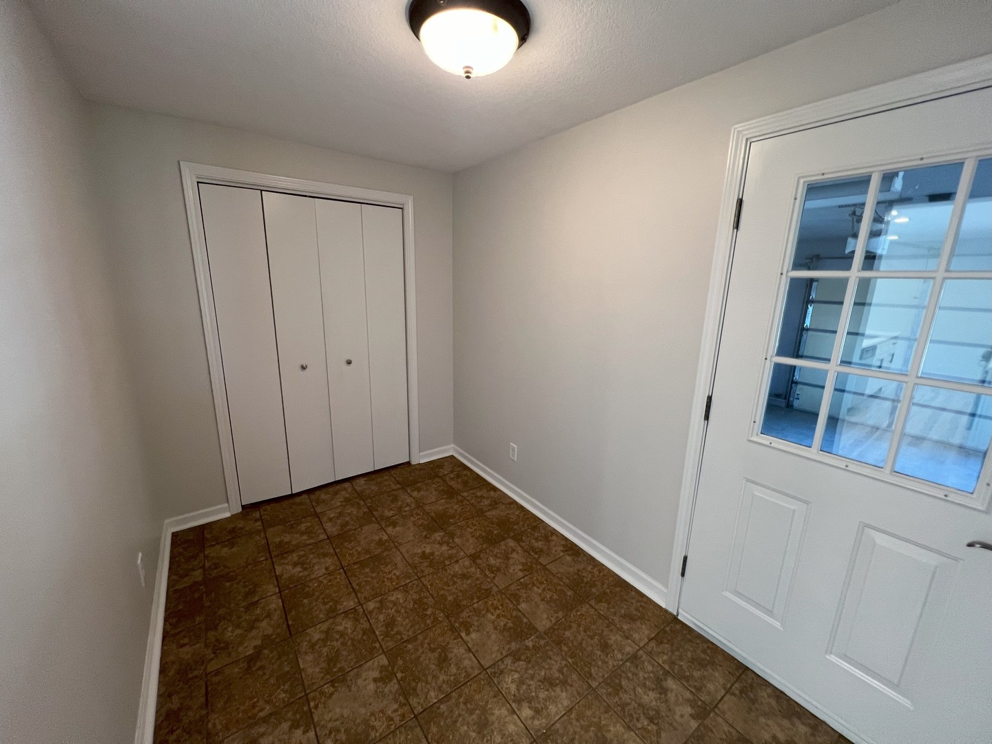 37432 South Macks Road Wilmington, IL 60481 - Photo 10 of 45 Gallery Image 10