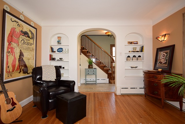 538 Byrd Road Riverside, IL 60546 - Photo 5 of 24 a living room with furniture and wooden floor