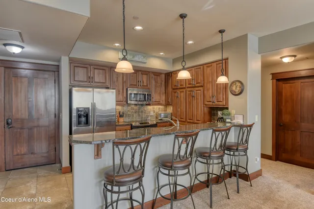 $615,000 | 2051 North Main Street, Unit 208, Coeur D'Alene, ID 83814