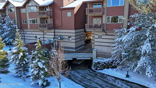 $615,000 | 2051 North Main Street, Unit 208, Coeur D'Alene, ID 83814
