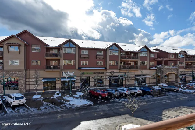$615,000 | 2051 North Main Street, Unit 208, Coeur D'Alene, ID 83814