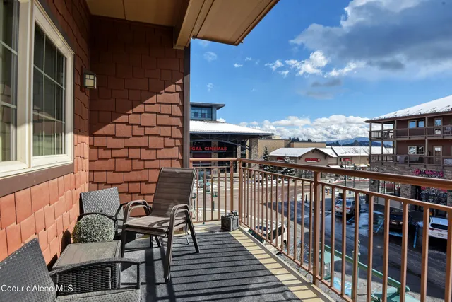 $615,000 | 2051 North Main Street, Unit 208, Coeur D'Alene, ID 83814