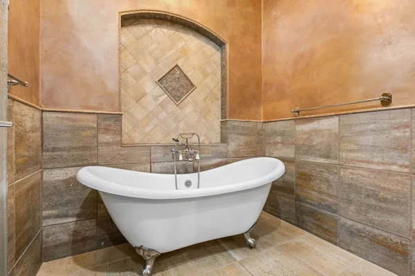 $2,600,000 | 27306 Owosso Court, Spring, TX 77386