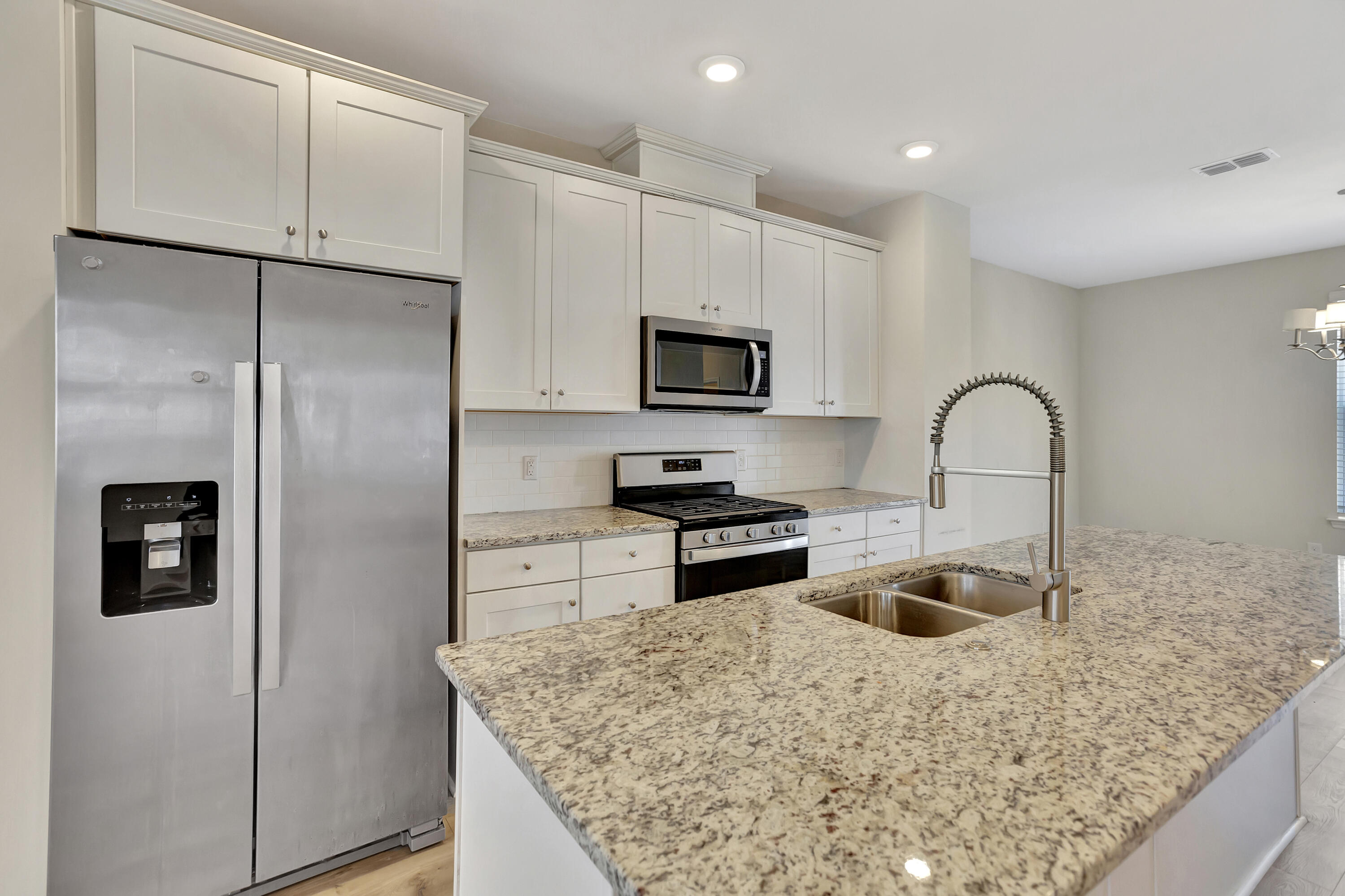 306 Pathfinder Way Charleston, SC 29492 - Photo 10 of 32