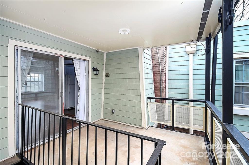 2634 Park Road, Unit D Charlotte, NC 28209 - Photo 29 of 30 a view of a balcony