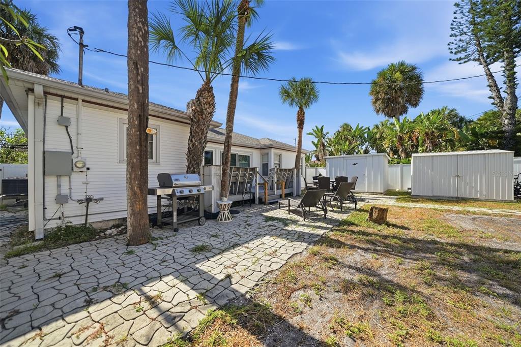 726 Mandalay Avenue Clearwater Beach, FL 33767 - Photo 29 of 49