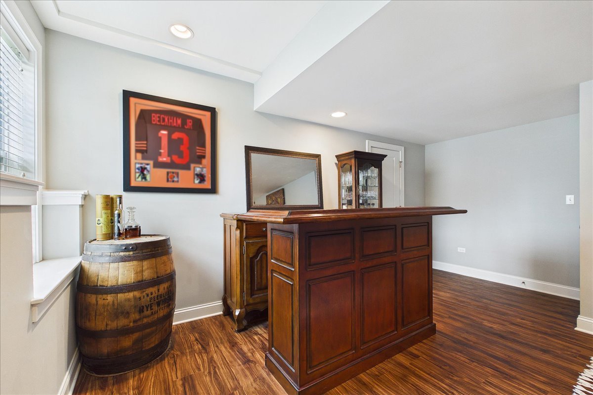 811 Michigan Street Wheaton, IL 60187 - Photo 24 of 33 a room with furniture and wooden floor