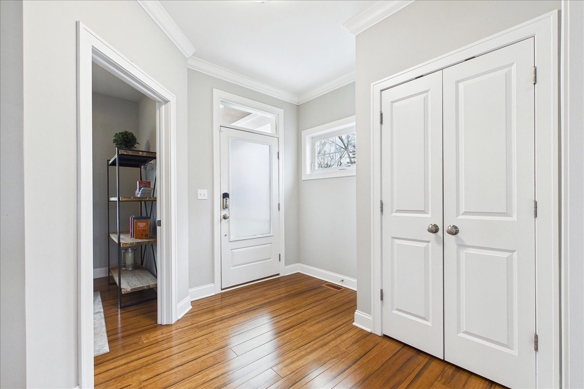 811 Michigan Street Wheaton, IL 60187 - Photo 3 of 33 wooden floor in an empty room