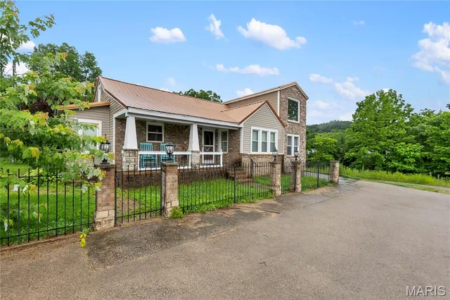 $175,900 | 115 Whitener Street, Marquand, MO 63655