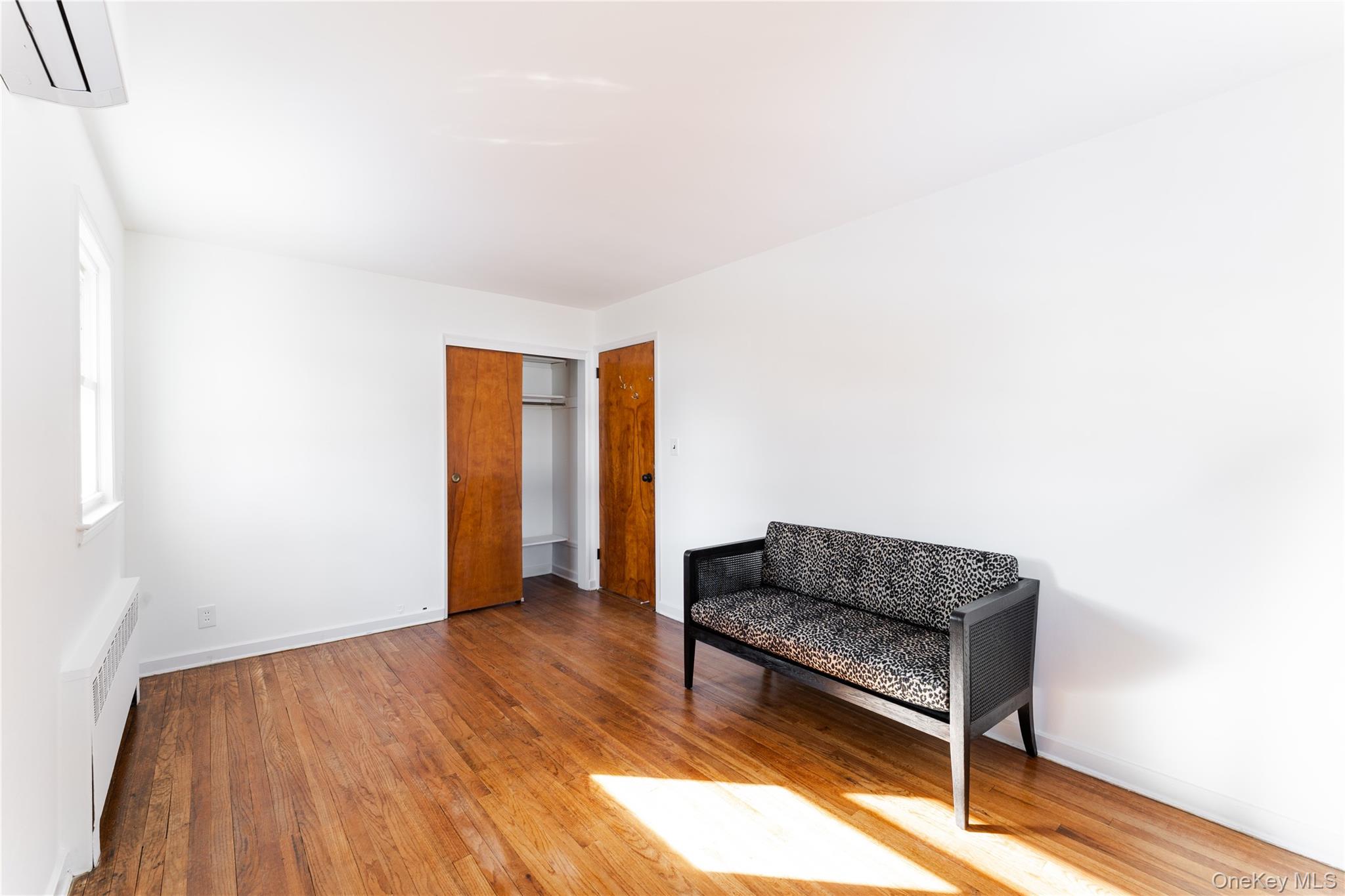 84 Russell Road Garden City, NY 11530 - Photo 17 of 26