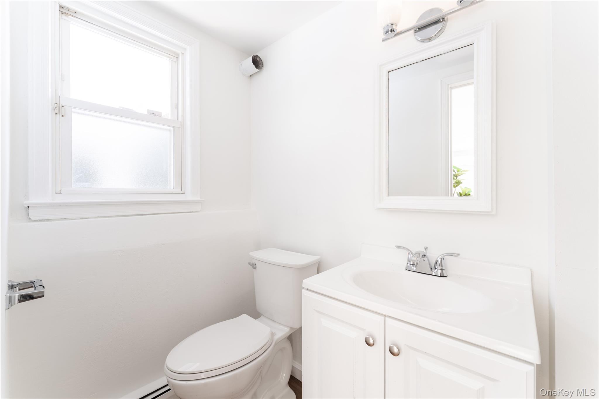 84 Russell Road Garden City, NY 11530 - Photo 22 of 26