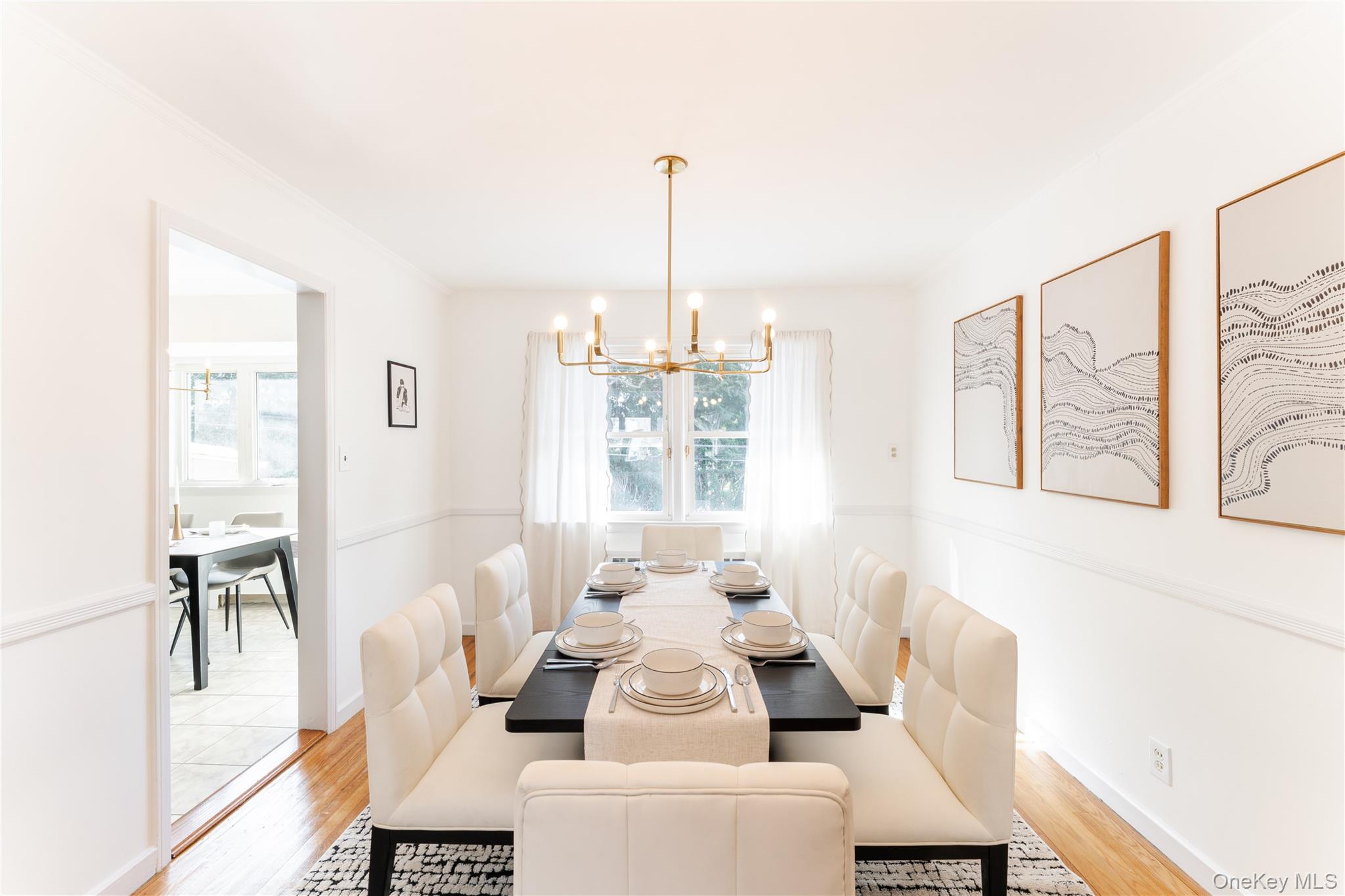 84 Russell Road Garden City, NY 11530 - Photo 7 of 26