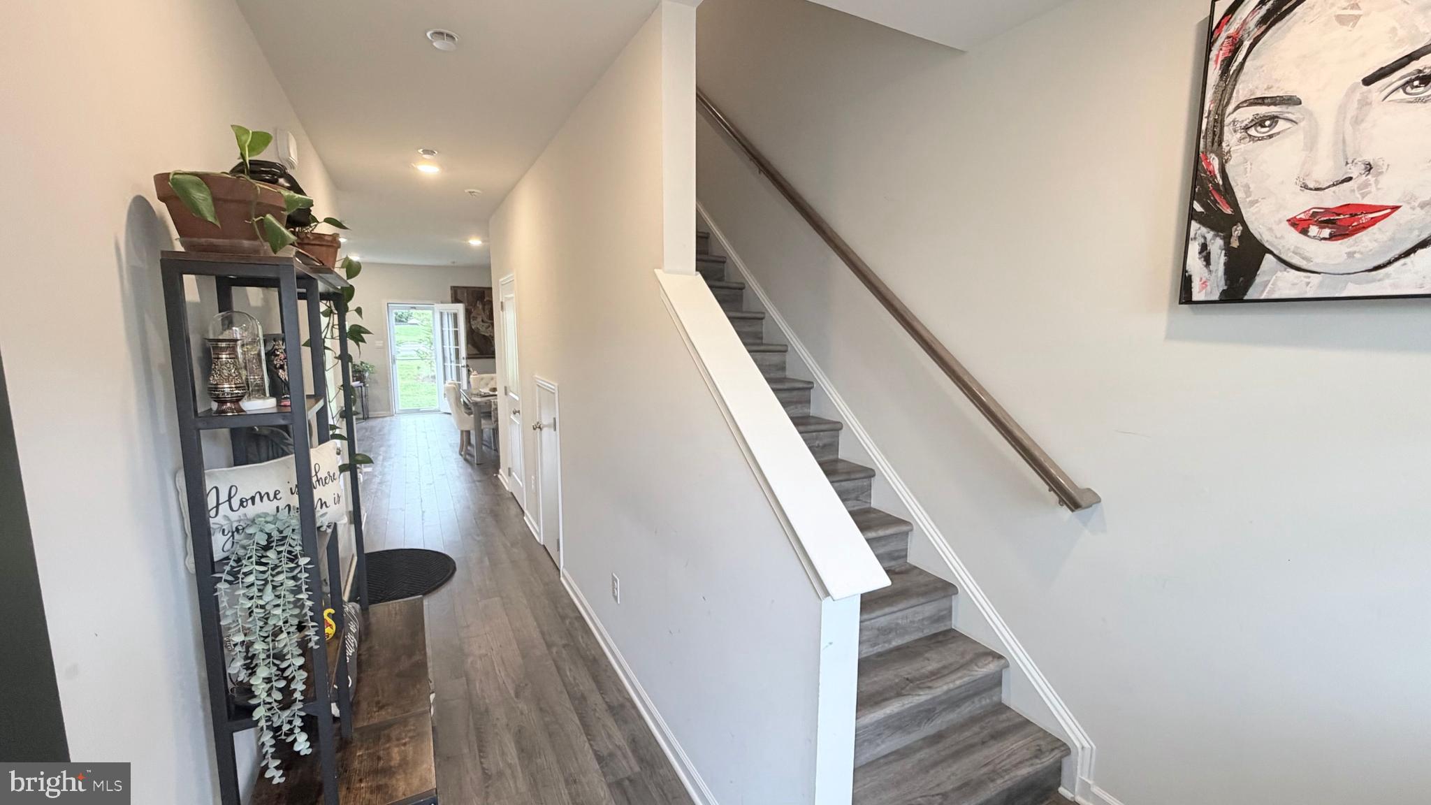 20 Nelsons Way Westampton, NJ 08060 - Photo 3 of 23 a view of a hallway with wooden floor and entryway