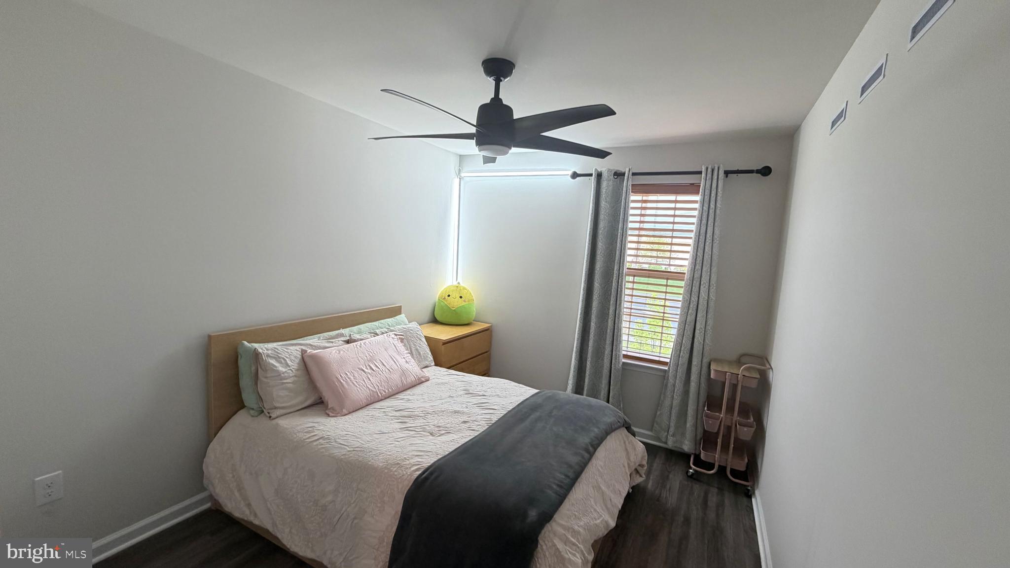 20 Nelsons Way Westampton, NJ 08060 - Photo 10 of 23 a bedroom with a bed and a window