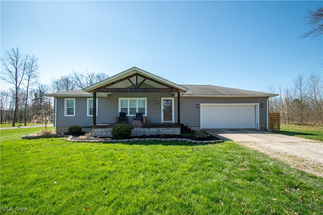 6505 New Road Youngstown, OH 44515 - Photo 2 of 36