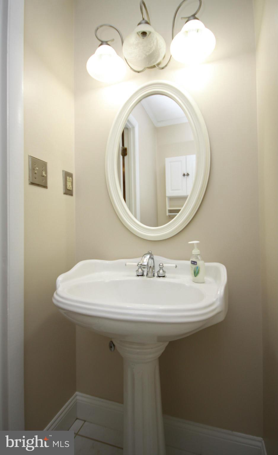 28 Sheridan Road Arnold, MD 21012 - Photo 14 of 30 Bath