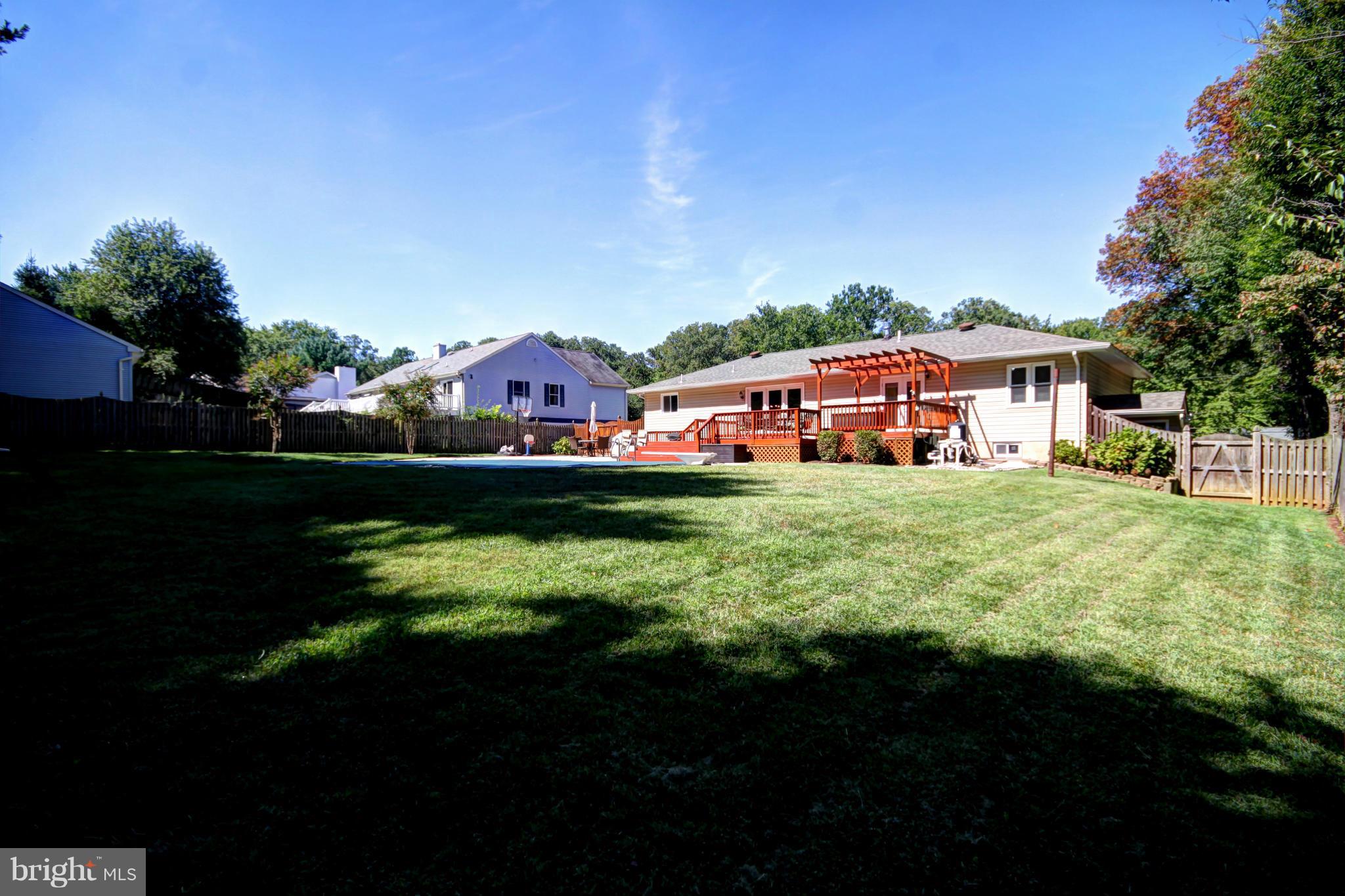 28 Sheridan Road Arnold, MD 21012 - Photo 25 of 30 Exterior (Rear)