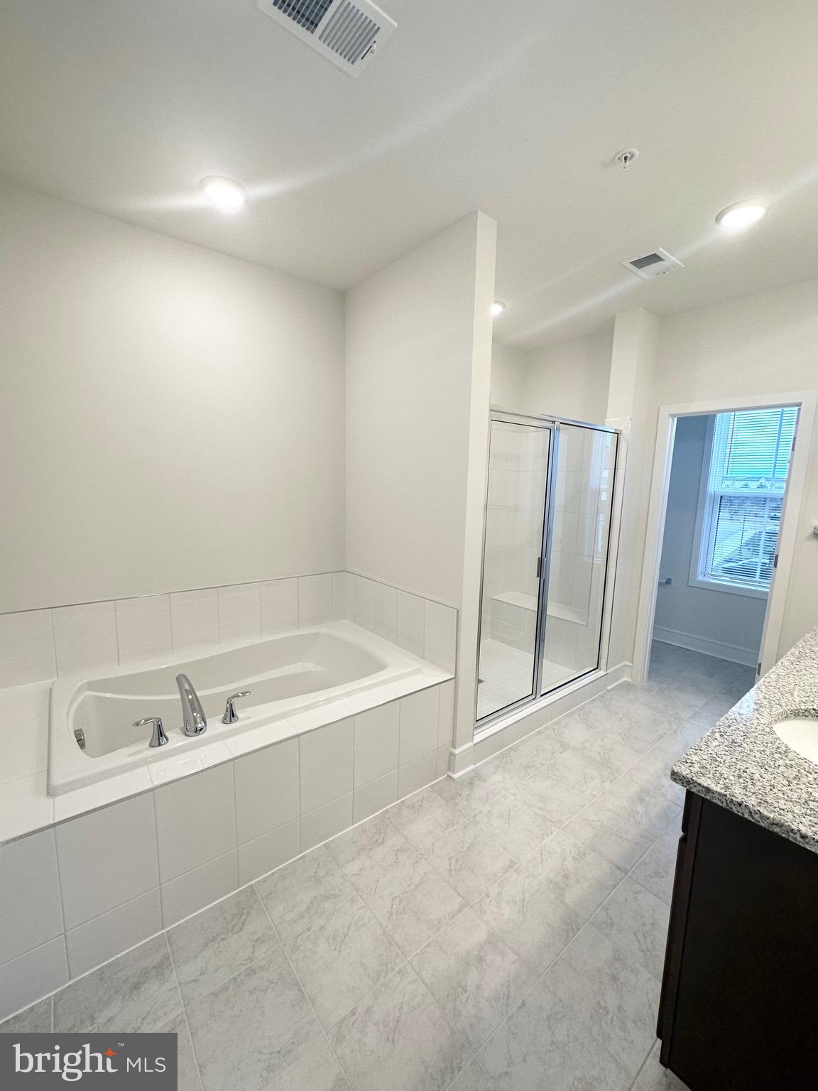 43240 Farringdon Square Ashburn, VA 20148 - Photo 13 of 20