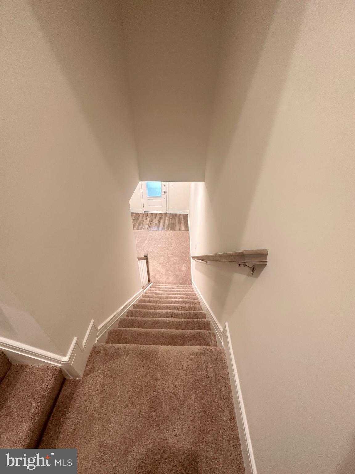 43240 Farringdon Square Ashburn, VA 20148 - Photo 4 of 20