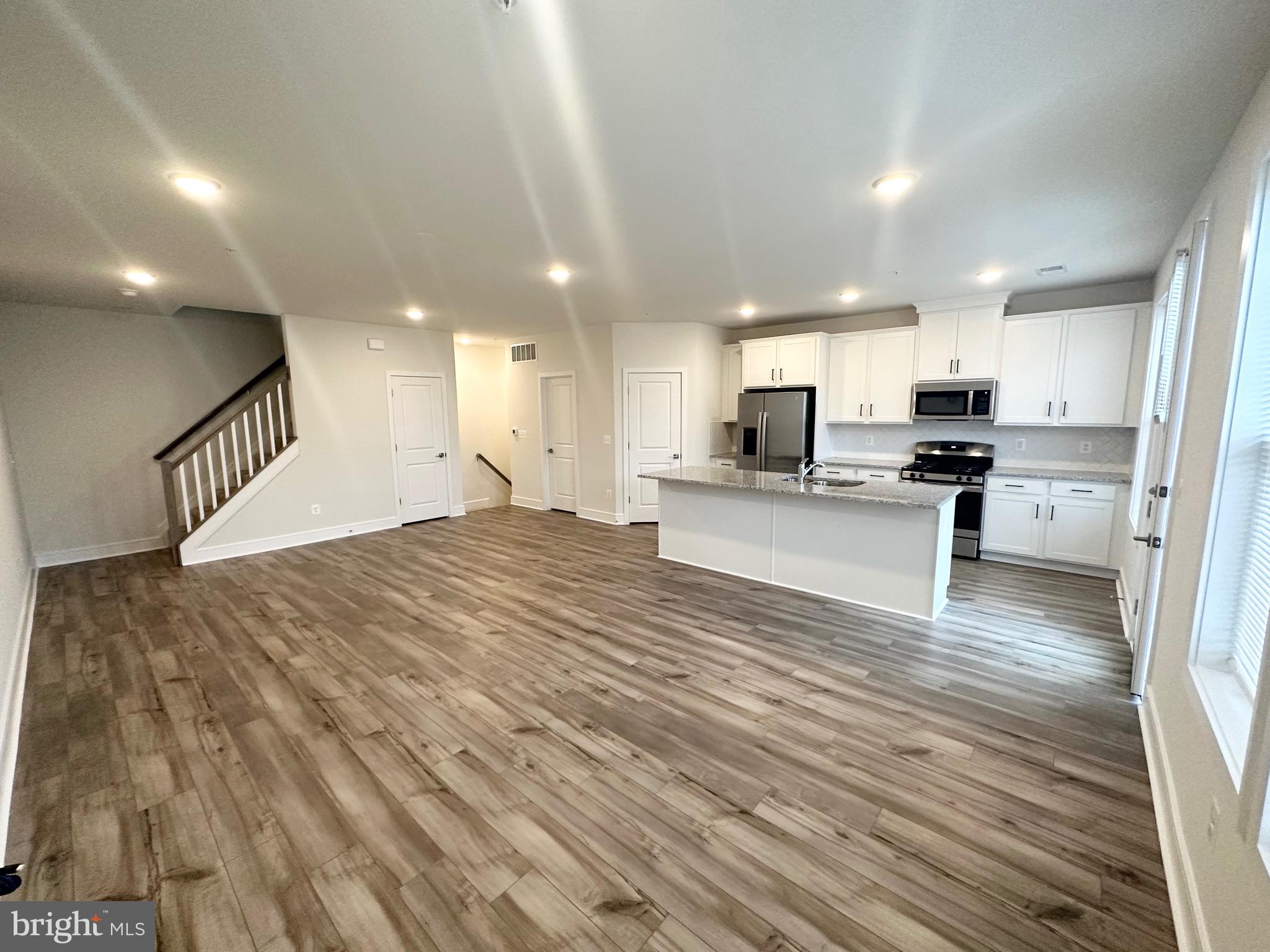 43240 Farringdon Square Ashburn, VA 20148 - Photo 5 of 20