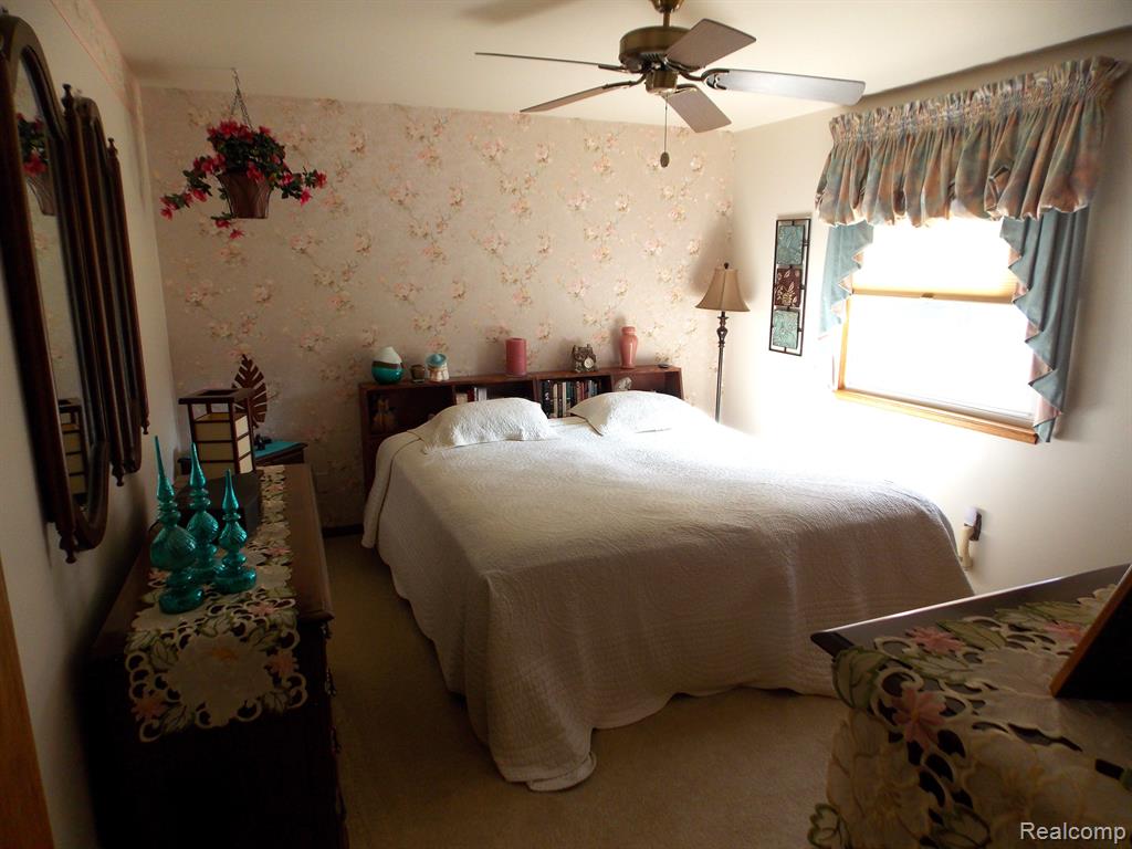 1496 Haines Road Lapeer, MI 48446 - Photo 8 of 28