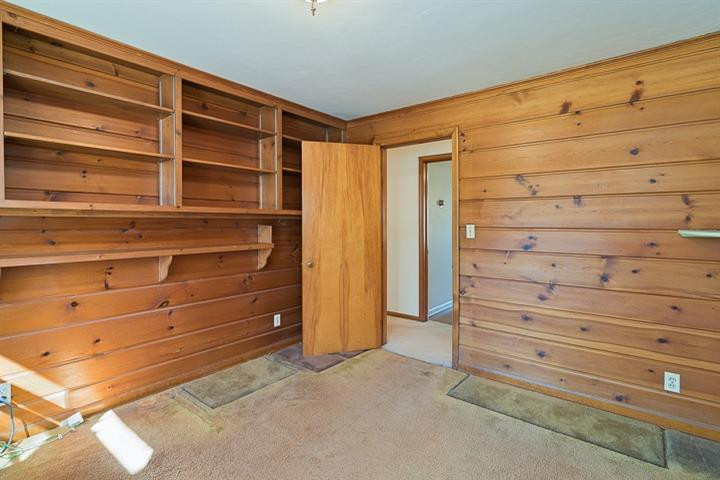 905 Robin Road Ann Arbor, MI 48103 - Photo 22 of 35 Photo 22