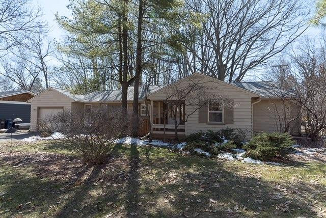 905 Robin Road Ann Arbor, MI 48103 - Photo 3 of 35 Photo 3