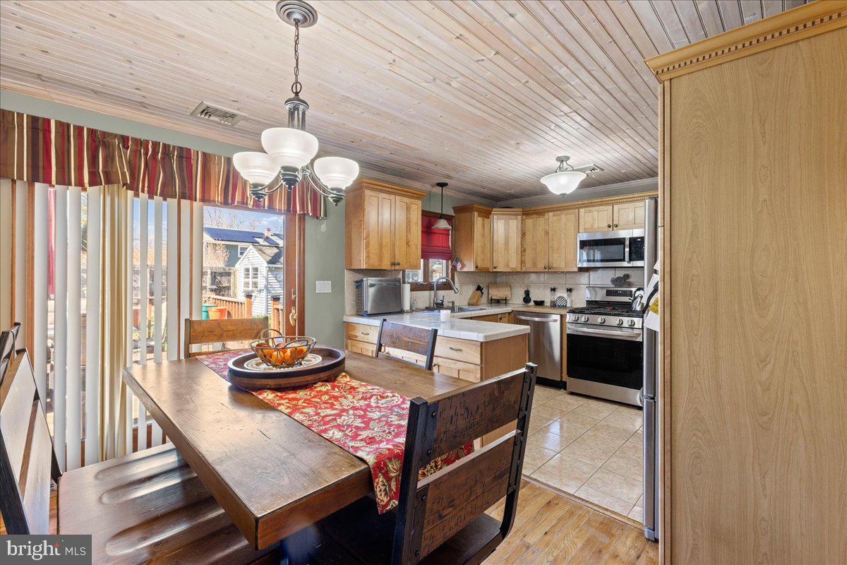 20 Running Brook Road Ewing, NJ 08638 - Photo 15 of 23