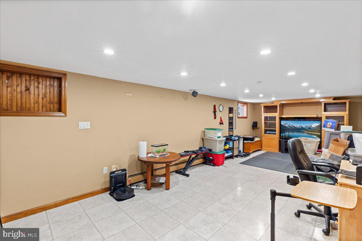 20 Running Brook Road Ewing, NJ 08638 - Photo 19 of 23