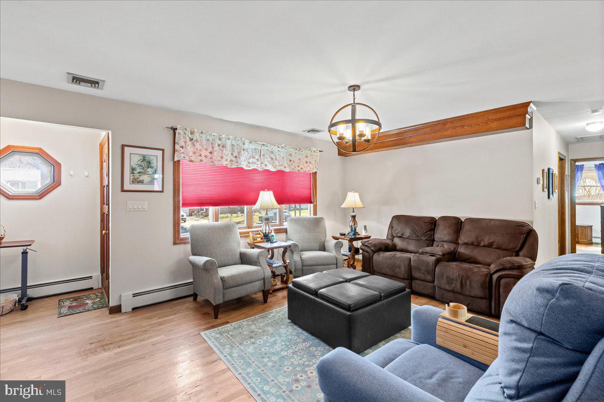 20 Running Brook Road Ewing, NJ 08638 - Photo 5 of 23