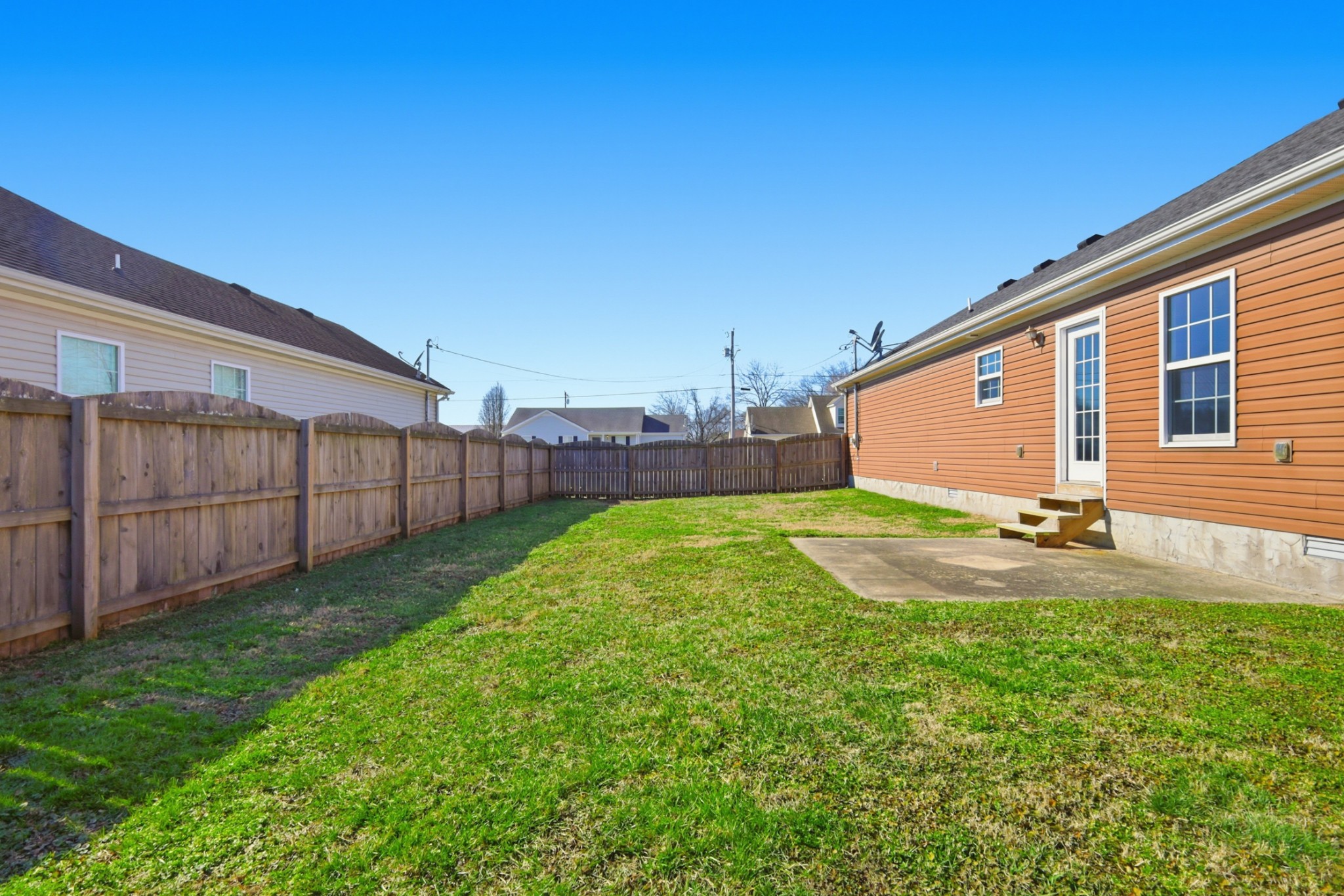 91 Creek Chase Road Manchester, TN 37355 - Photo 28 of 30 a view of backyard with tub