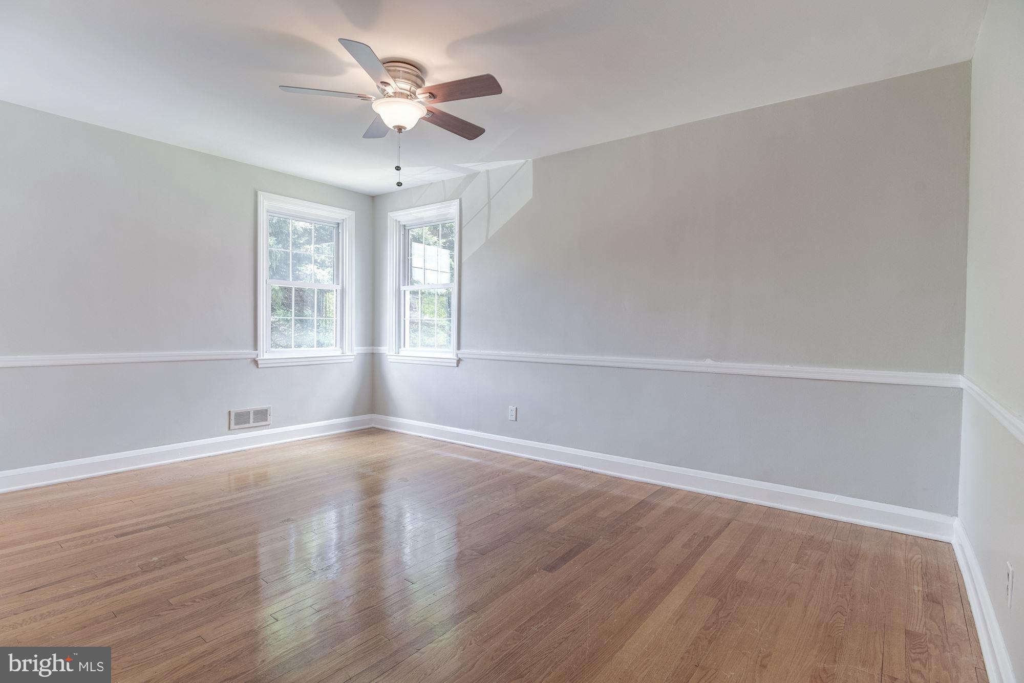 318 Lambeth Road Baltimore, MD 21228 - Photo 15 of 28 Bedroom