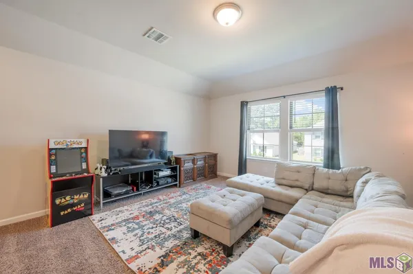 $319,000 | 13218 Fowler Drive, Walker, LA 70785