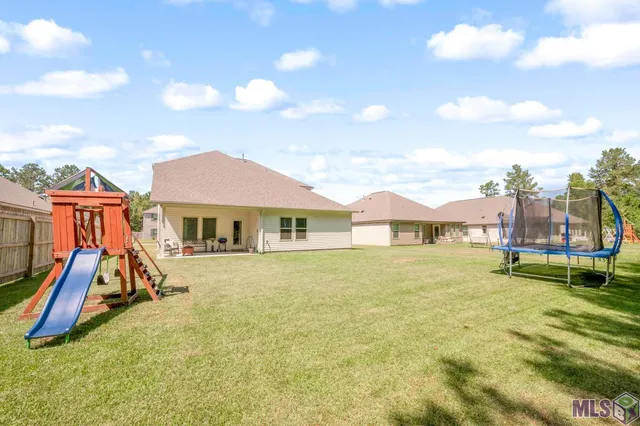 $319,900 | 13218 Fowler Drive, Walker, LA 70785