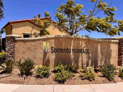 $895,000 | 11130 Taloncrest Way, Unit 19, San Diego, CA 92126