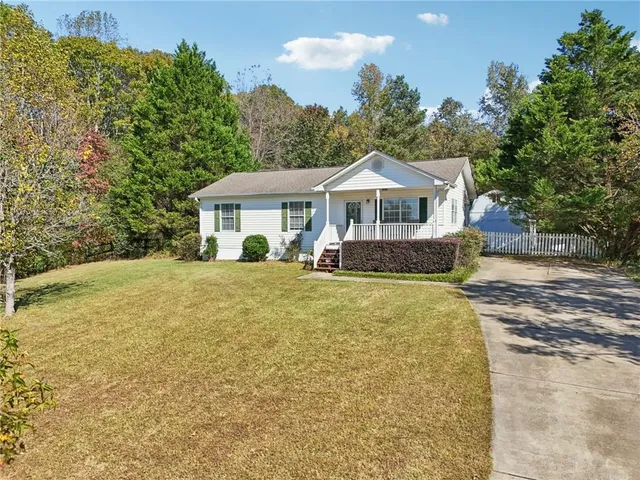 $325,000 | 111 Dawson Trace, Dawsonville, GA 30534