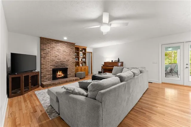 $439,500 | 2856 Woodbriar Drive, Gainesville, GA 30506