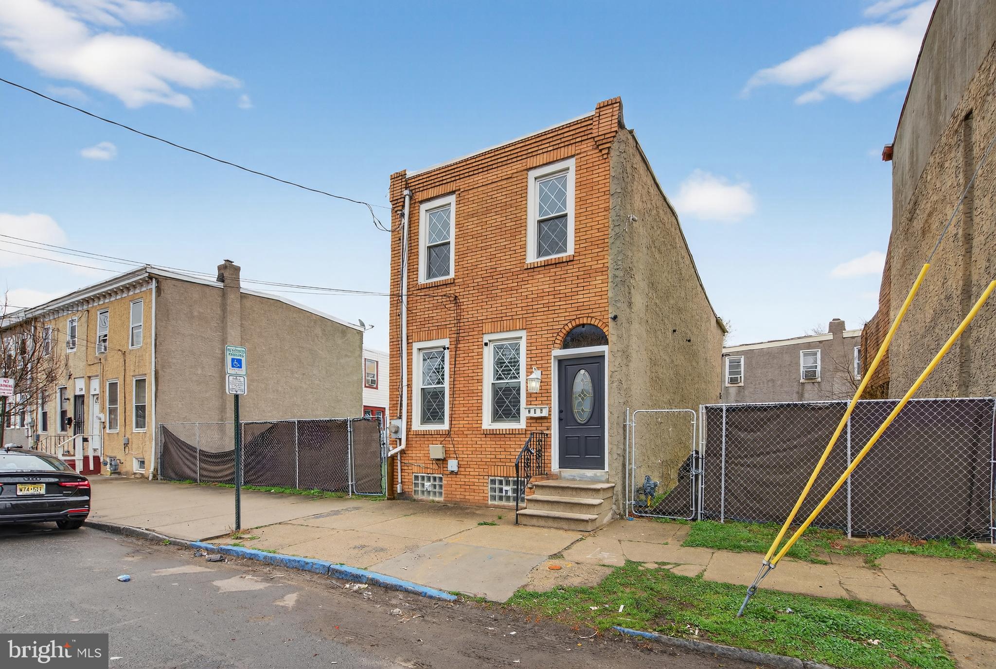 306 Walnut Street Camden, NJ 08103 - Photo 2 of 27