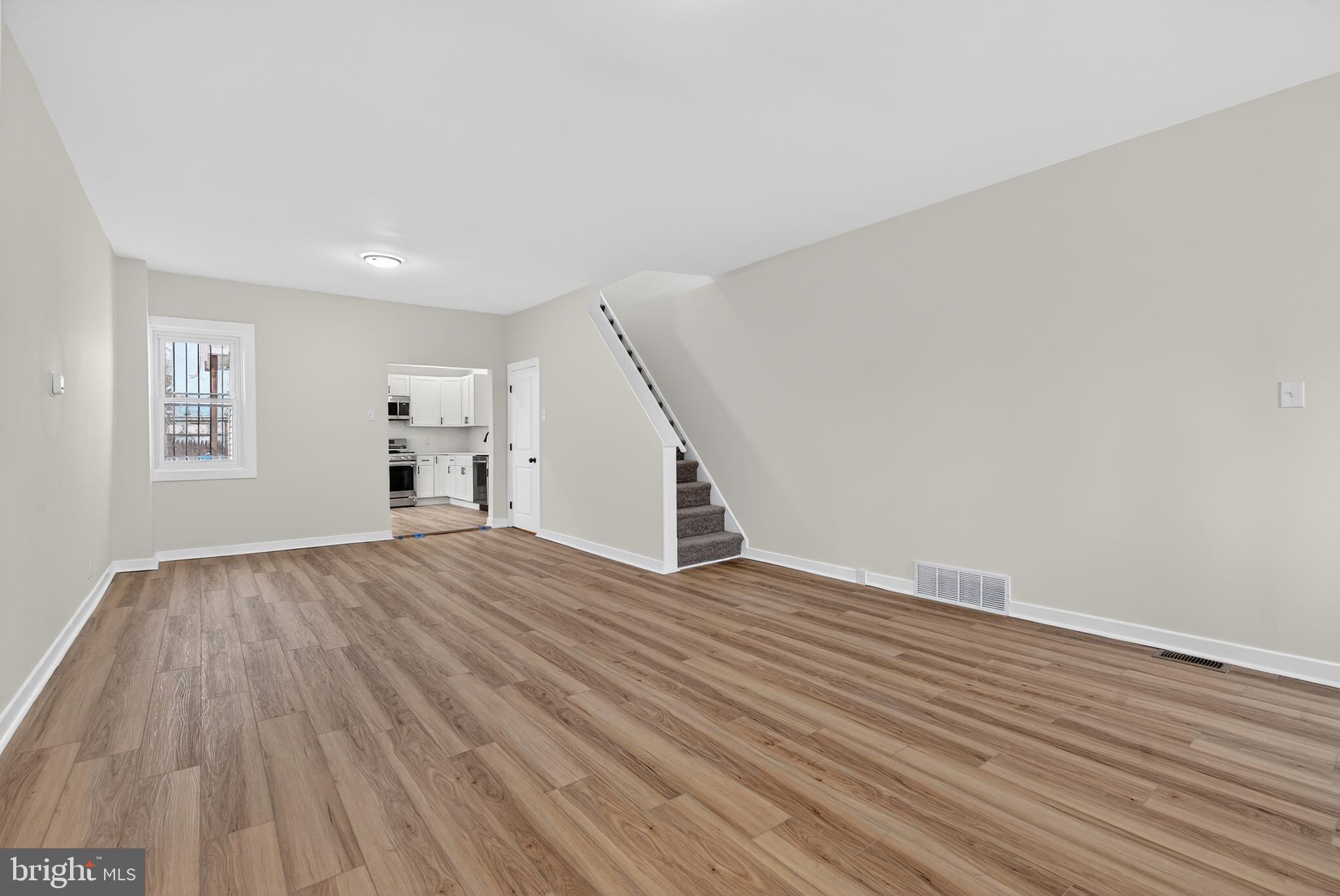 306 Walnut Street Camden, NJ 08103 - Photo 5 of 27