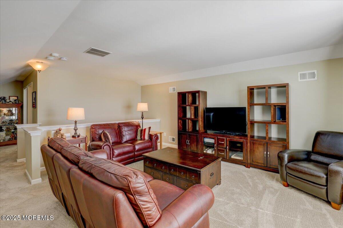 24 Shoal Road Jackson, NJ 08527 - Photo 27 of 43 27-Loft