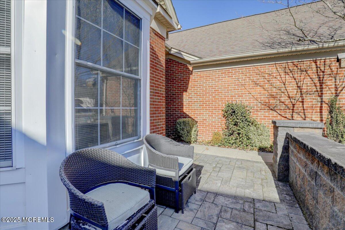 24 Shoal Road Jackson, NJ 08527 - Photo 4 of 43 04-Front Patio