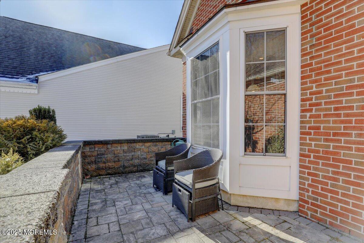 24 Shoal Road Jackson, NJ 08527 - Photo 5 of 43 05-Front Patio