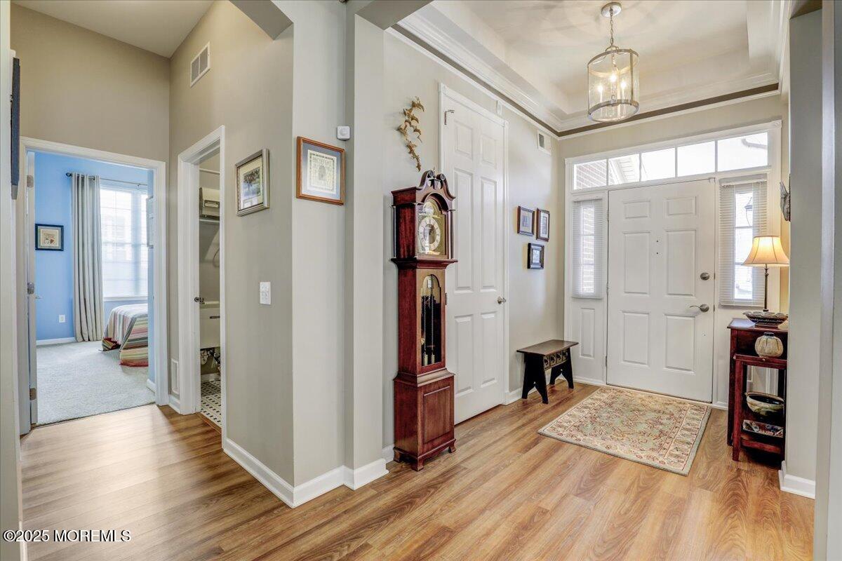 24 Shoal Road Jackson, NJ 08527 - Photo 6 of 43 06-Foyer