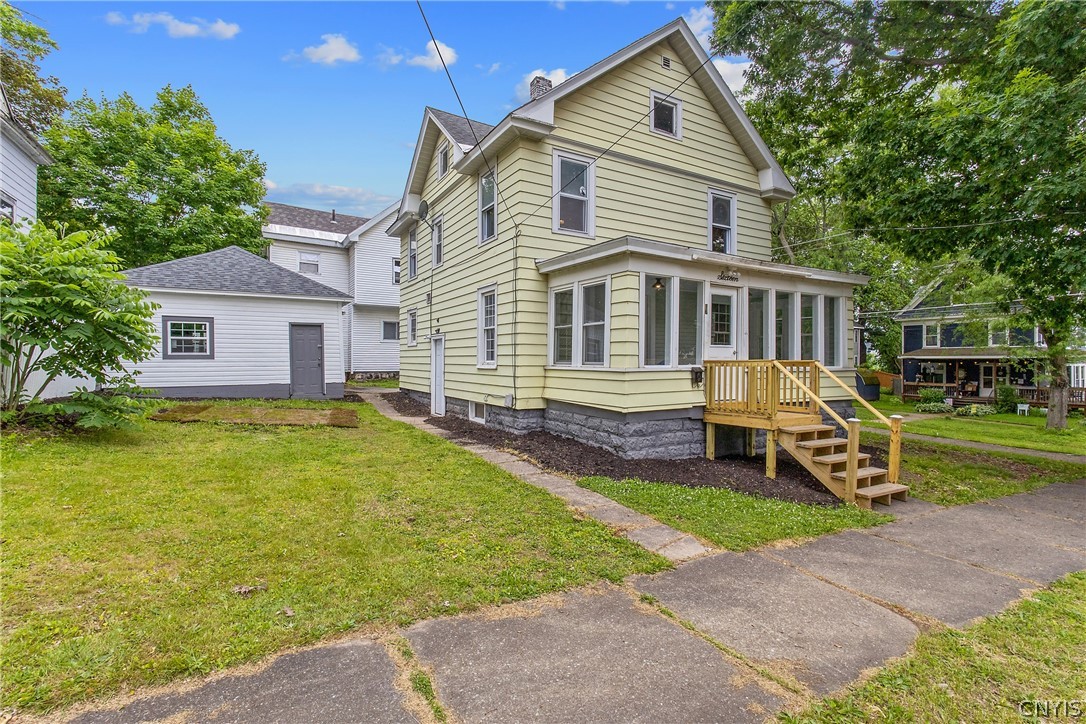 16 North 5th Street Fulton, NY 13069 - Photo 2 of 34