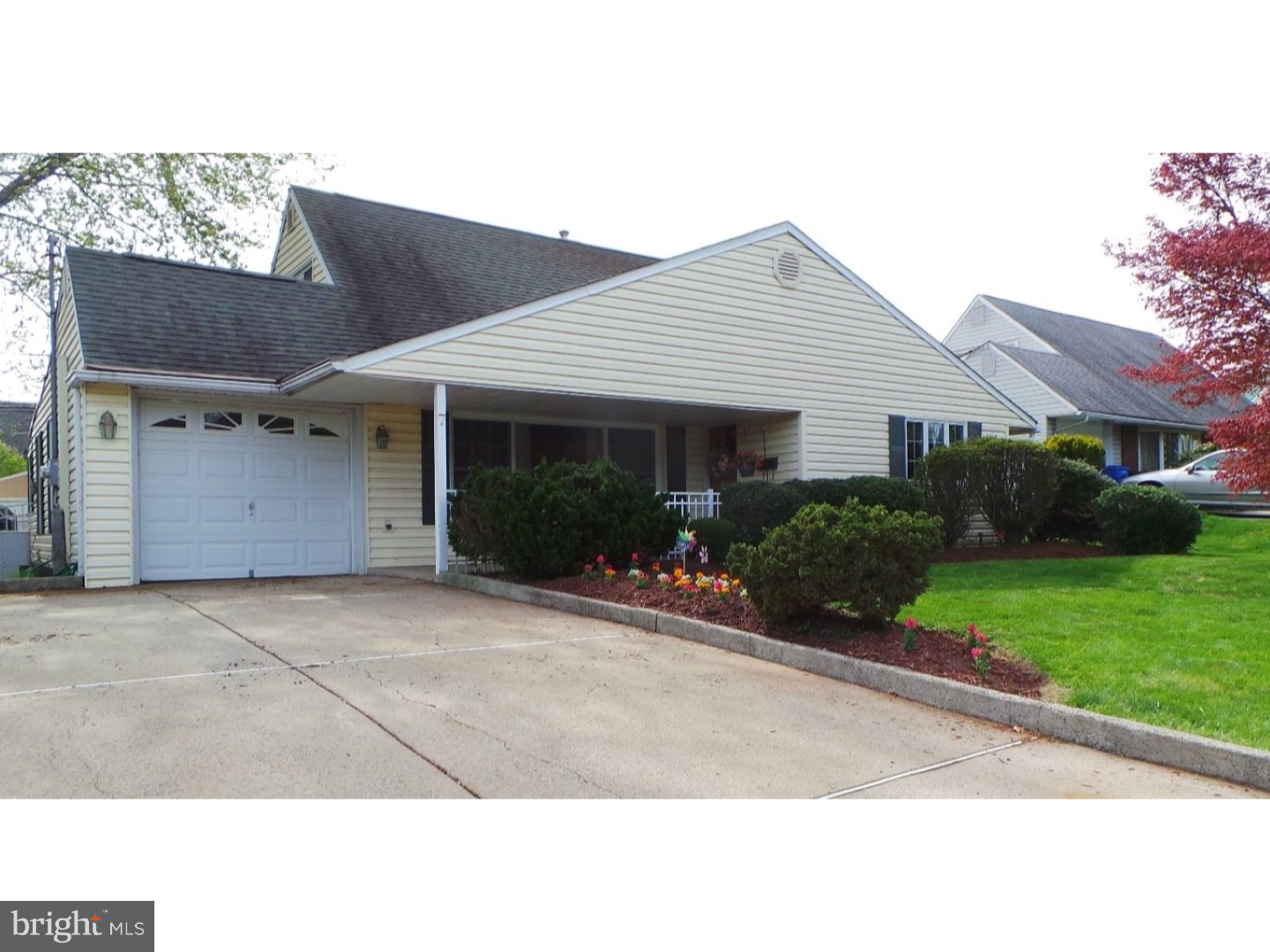 7 Glen Road Levittown, PA 19057 - Photo 1 of 19 Exterior Front