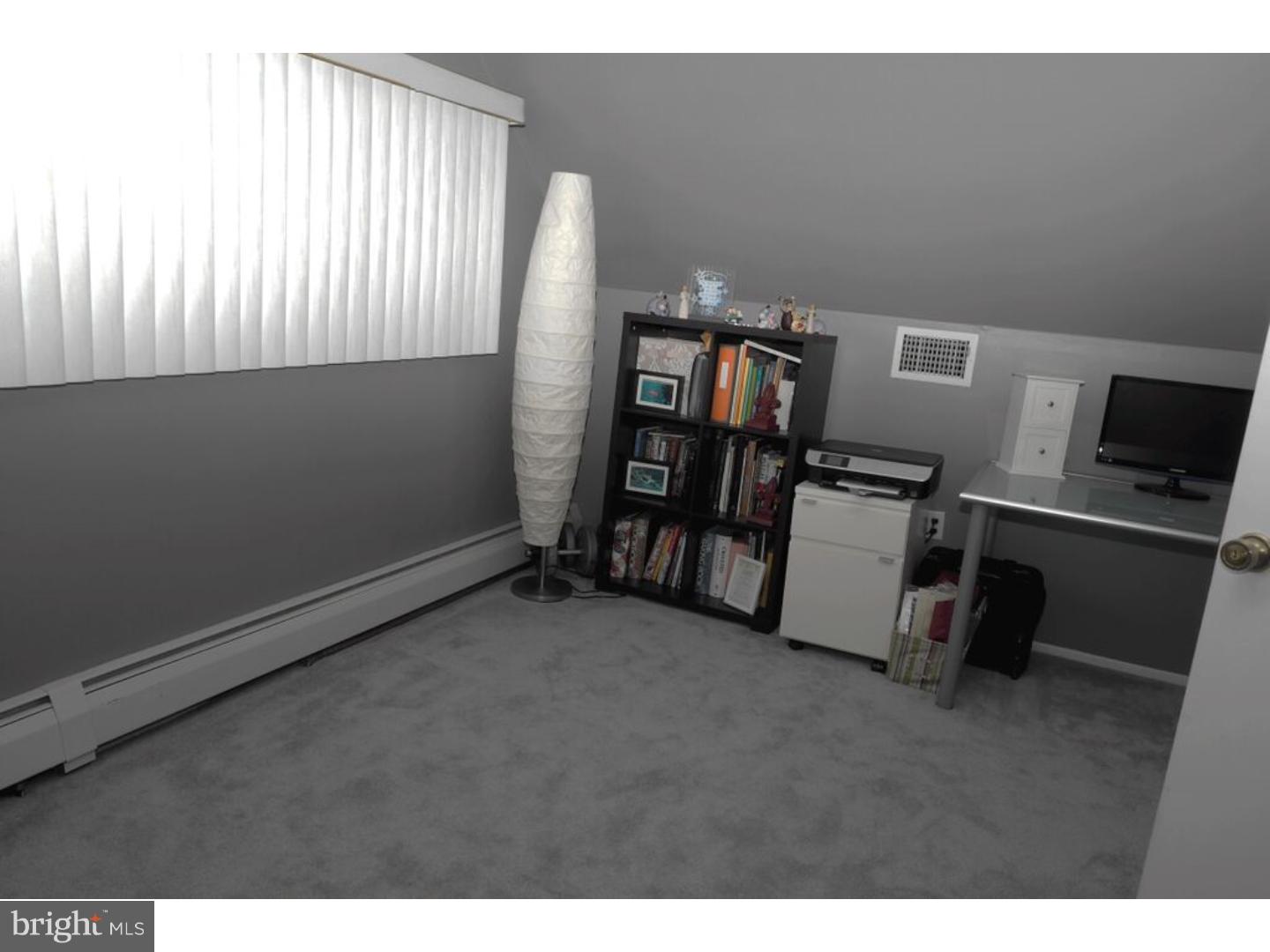 7 Glen Road Levittown, PA 19057 - Photo 14 of 19 Gallery Image 14