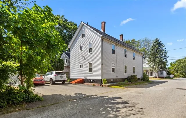 $625,000 | 84 Spruce Street, Warwick, RI 02886