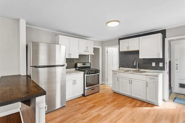 $625,000 | 84 Spruce Street, Warwick, RI 02886