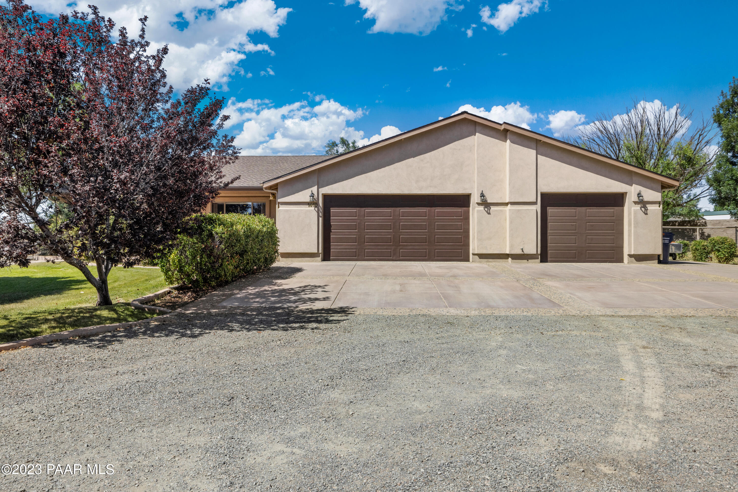 1410 West Justray Ranch Road Chino Valley, AZ 86323 - Photo 8 of 31 008_Garage