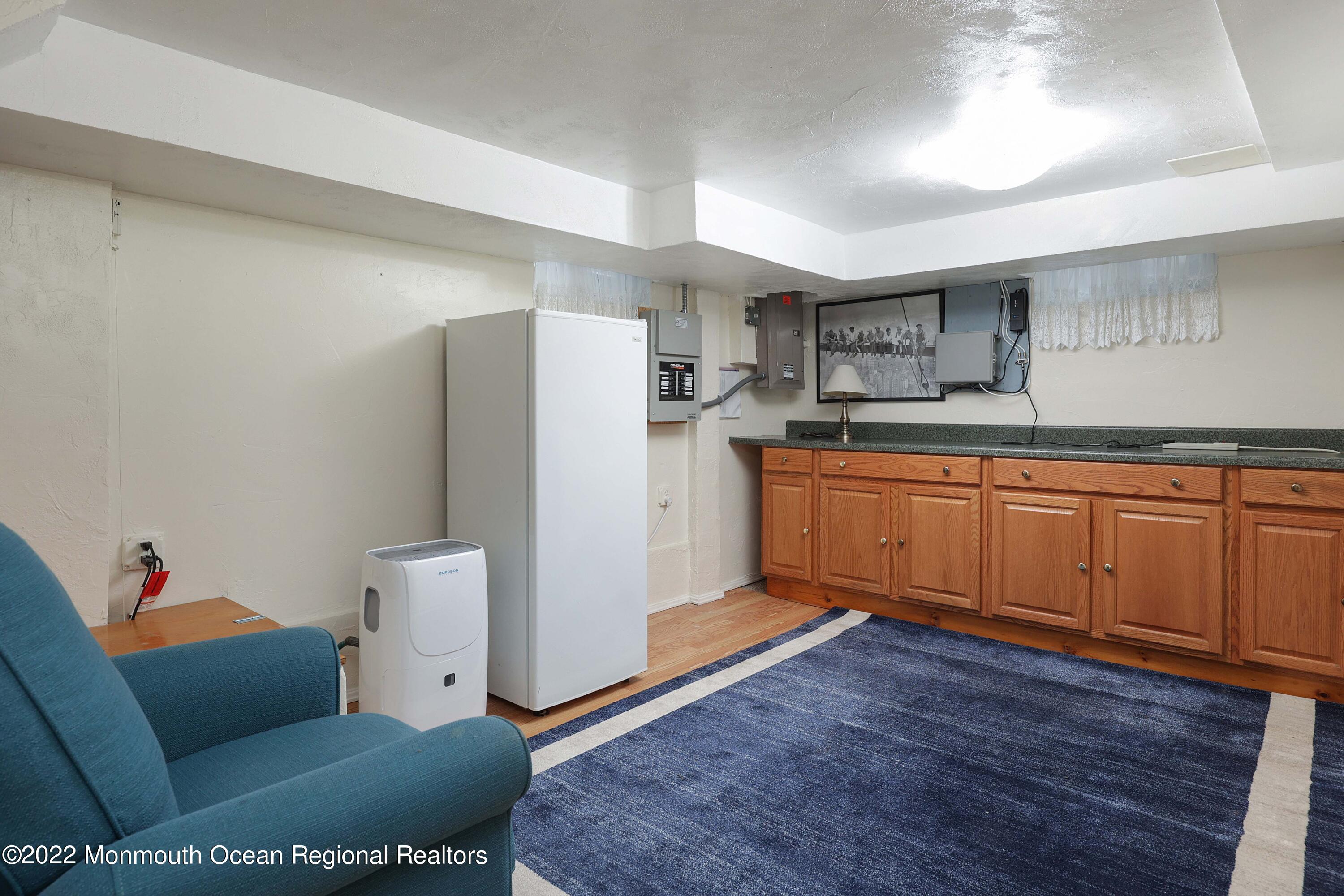 500 Wakefield Road Neptune Township, NJ 07753 - Photo 17 of 34 758A6333